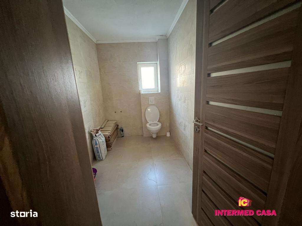 Apartament 3 camere zona Calea Cisnadiei-8