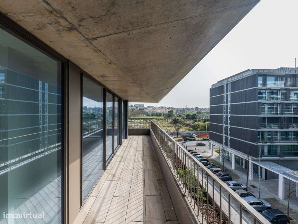 Apartamento T3 com 3 frentes em Matosinhos sul, no edifício Nautilus-8