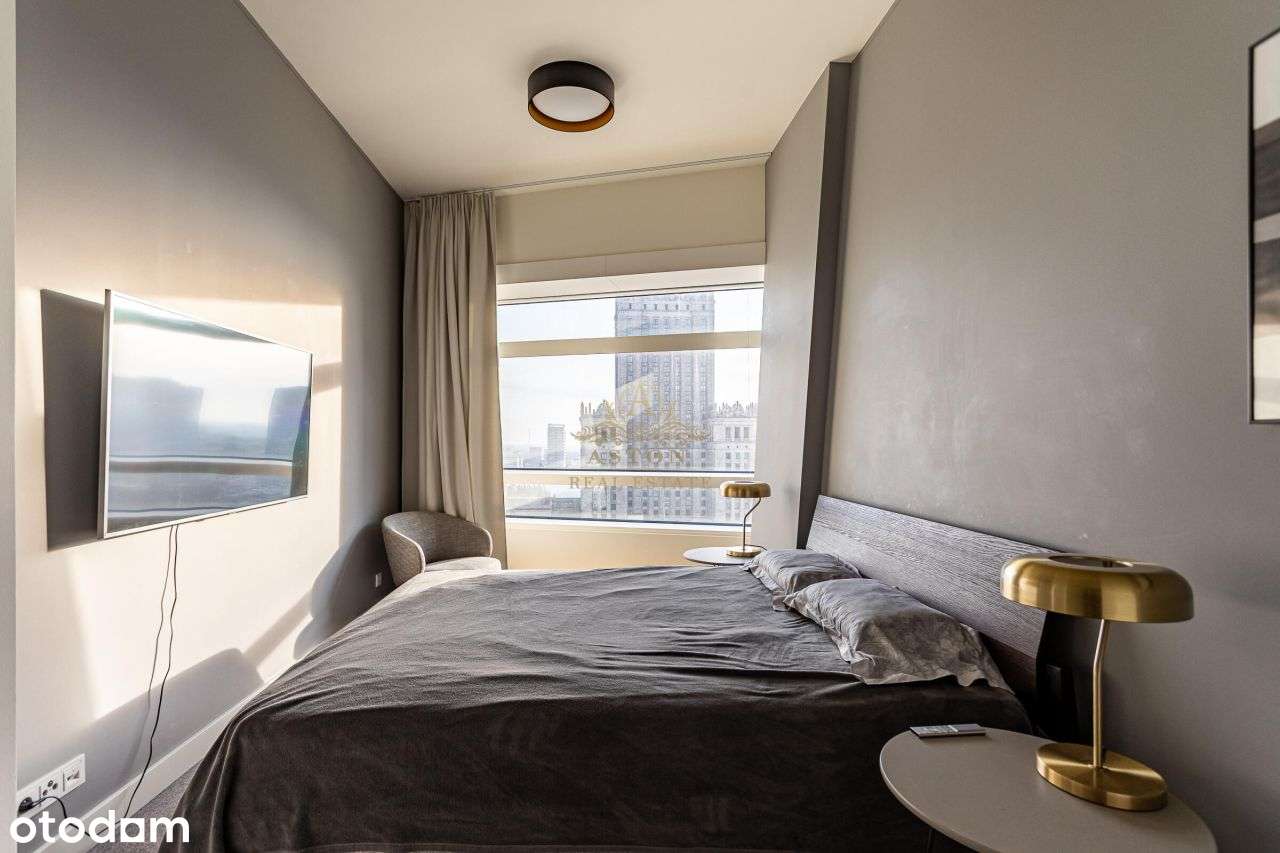 Apartament na Złotej 44 z widokiem na PkiN-9