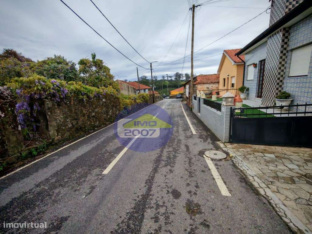 Moradia com 3 frações independentes-47