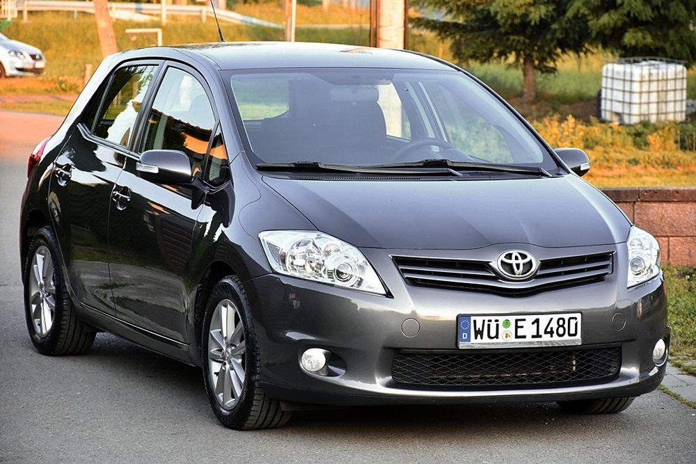 Toyota Auris I 1.6 Life+ 2012