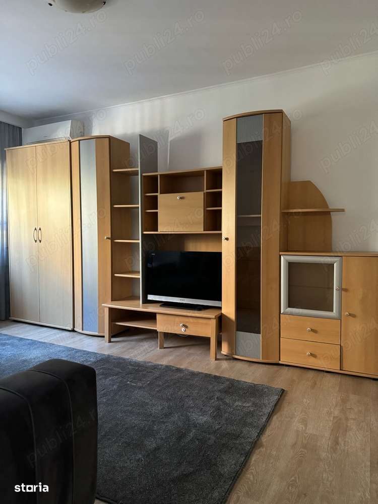 Drumul Taberei,Valea Ialomitei, 1 / 4 , dec , modern , 450 Euro / luna - Imagine principală: 2/8