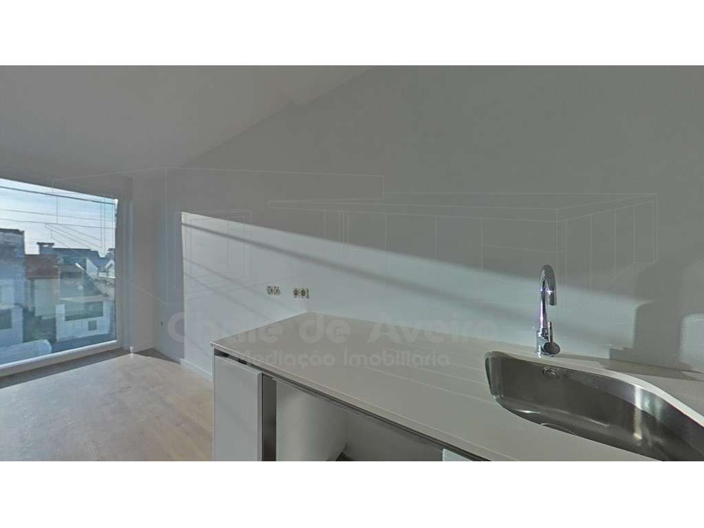 Apartamento T2 Duplex com garagem para 2 carros e terraço-40