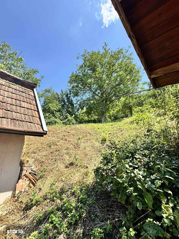 Casa/beci + 13.5 ari teren loc. Dobra - Imagine principală: 5/12