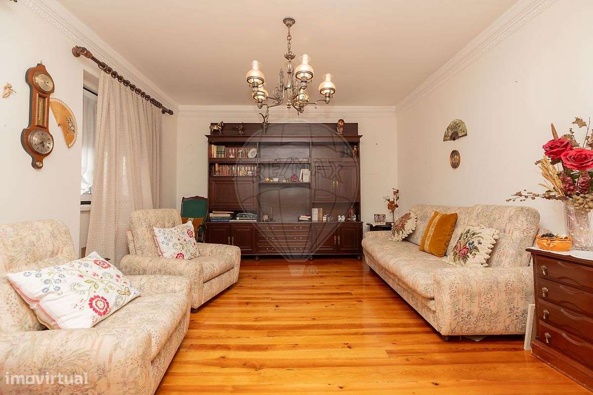 Moradia T4 para venda-33