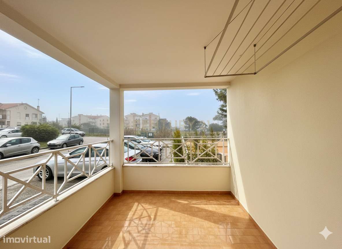 Apartamento T2 totalmente renovado no centro de Mafra, com 107m2 e 2 t - Grande imagem: 2/19