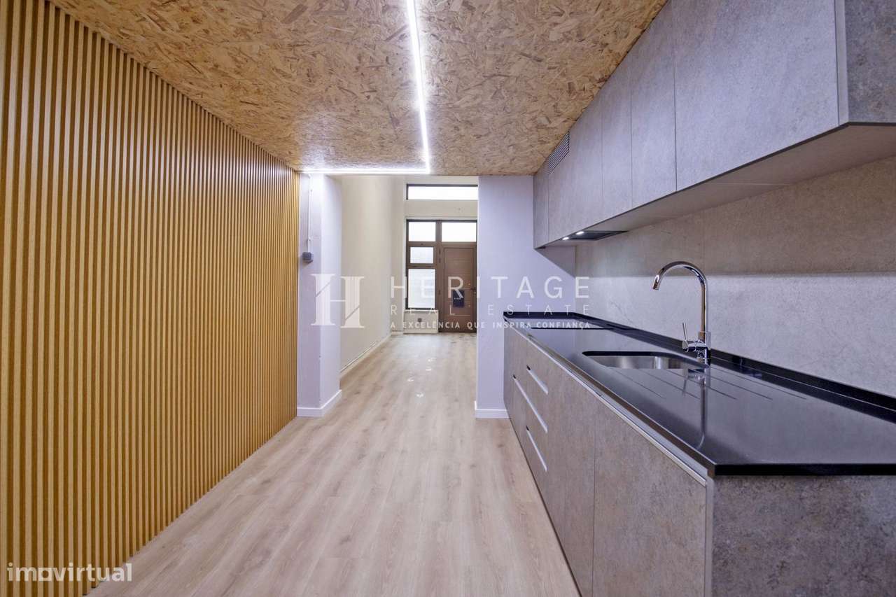 Loja situada na Rua Alexandre Herculano-3