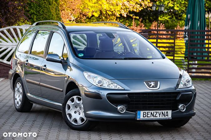 Peugeot 307 - 1