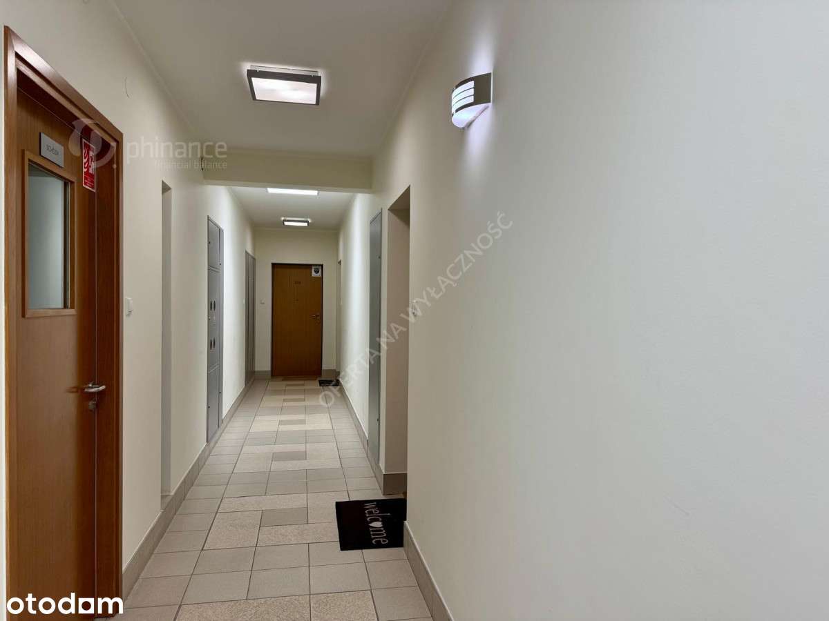 38m2, kawalerka, miejsce postojowe w hali-18