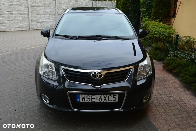 Toyota Avensis 1.8 Sol NAVI - 14