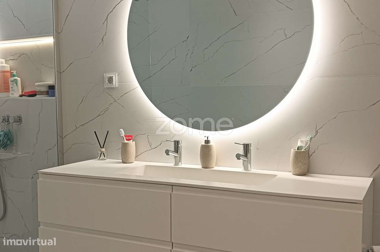 Moradia Térrea Semi- nova com piscina-20