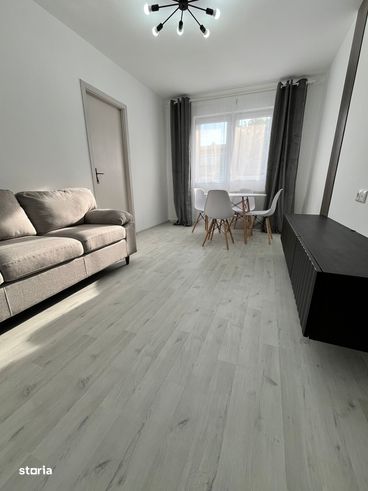 Apartament 2 camere Renovat Zona Micro 15  etajul 3 !!!-4