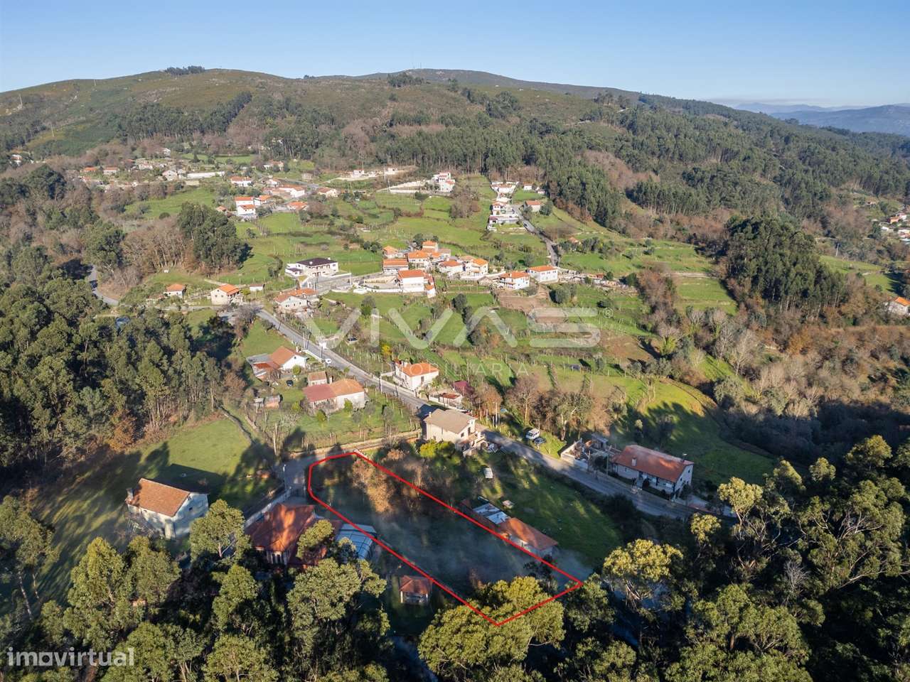 Terreno para construção em Godinhaços, Vila Verde-4
