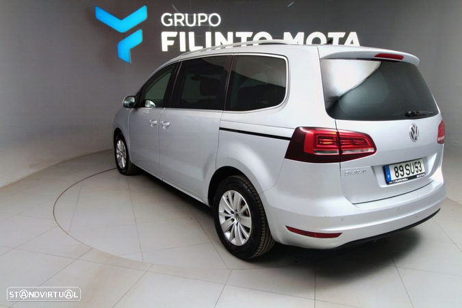 VW Sharan 2.0 TDI Confortline - 4