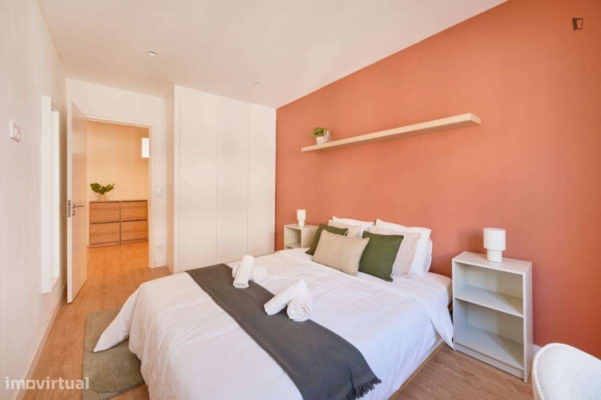 Quarto - localizado em Alameda Lisbon - Grande imagem: 5/44
