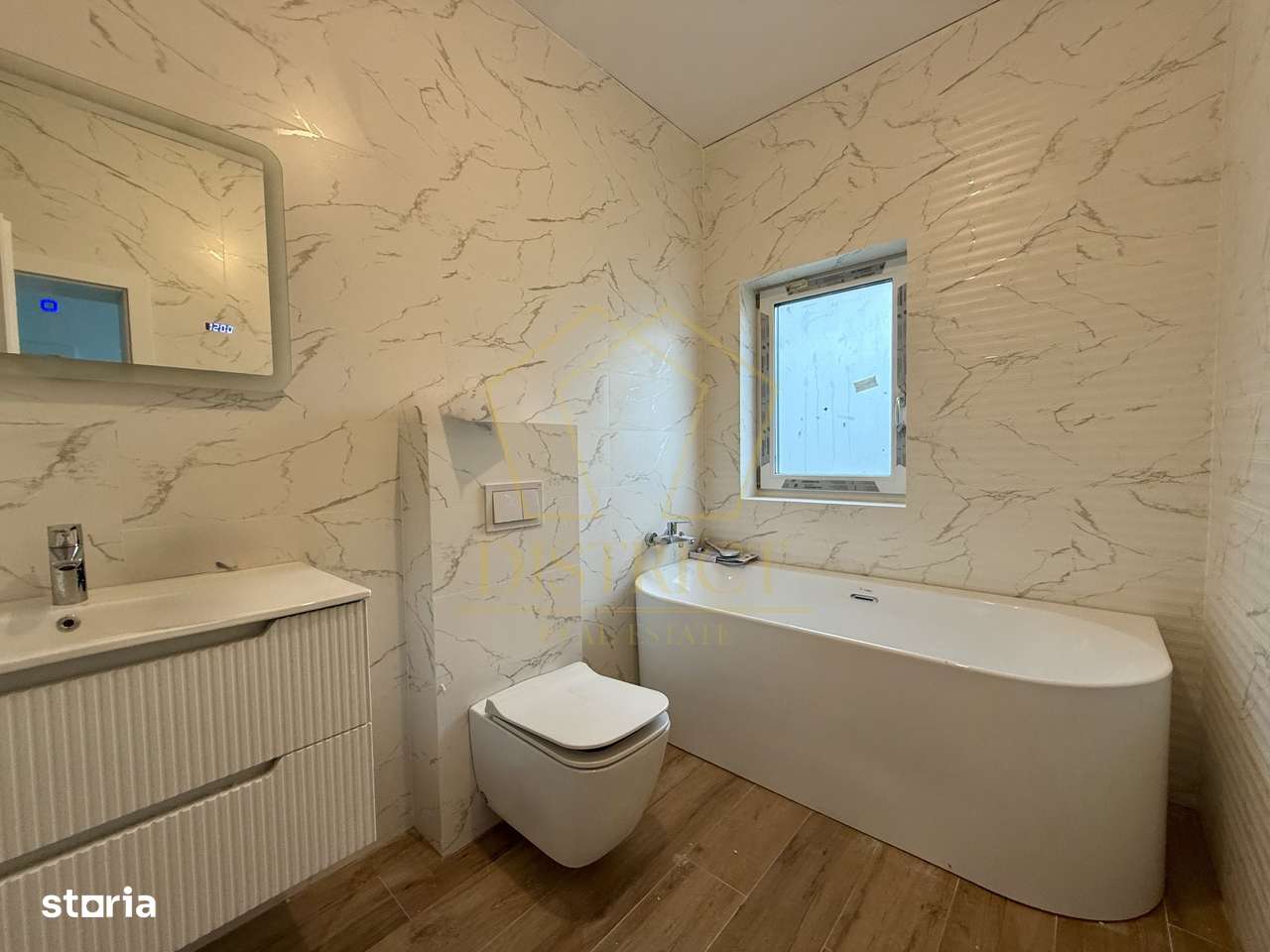 Duplex despartit prin camera tehnica 135 mp utili  |  Dumbravita - Imagine principală: 2/9