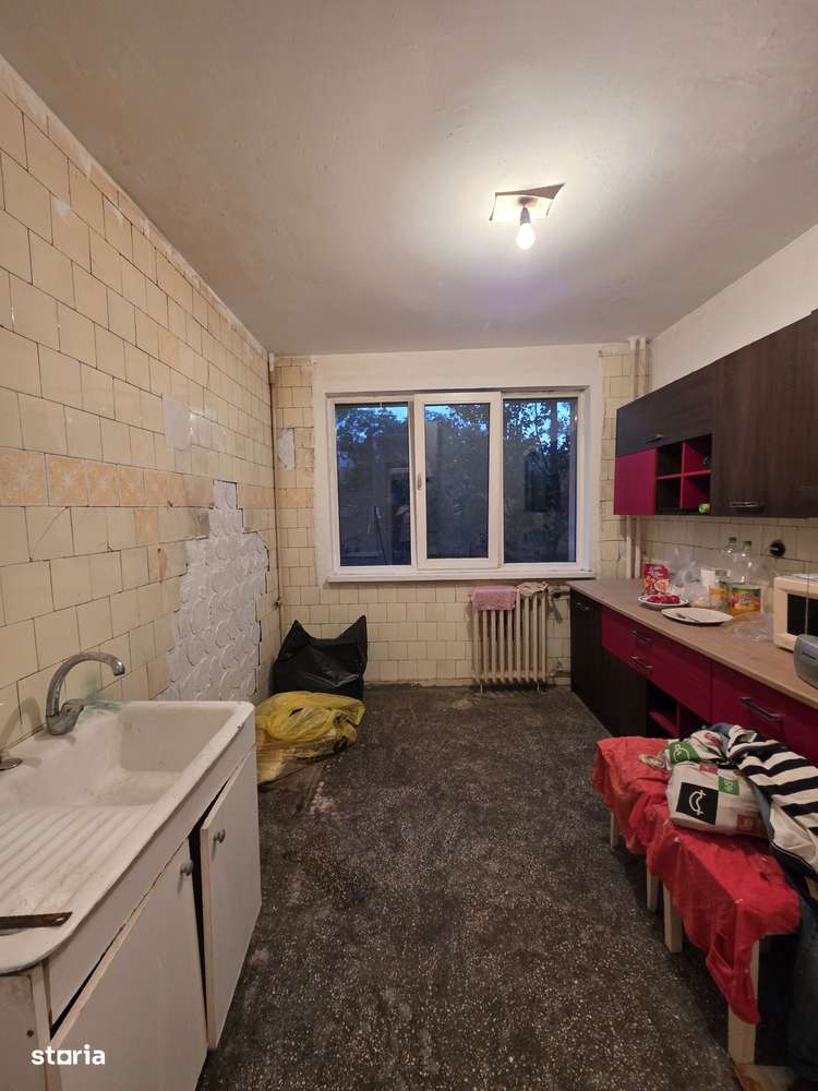 Apartament cu 3 camere de vanzare zona Militari Gorjului / Valea Lunga-8