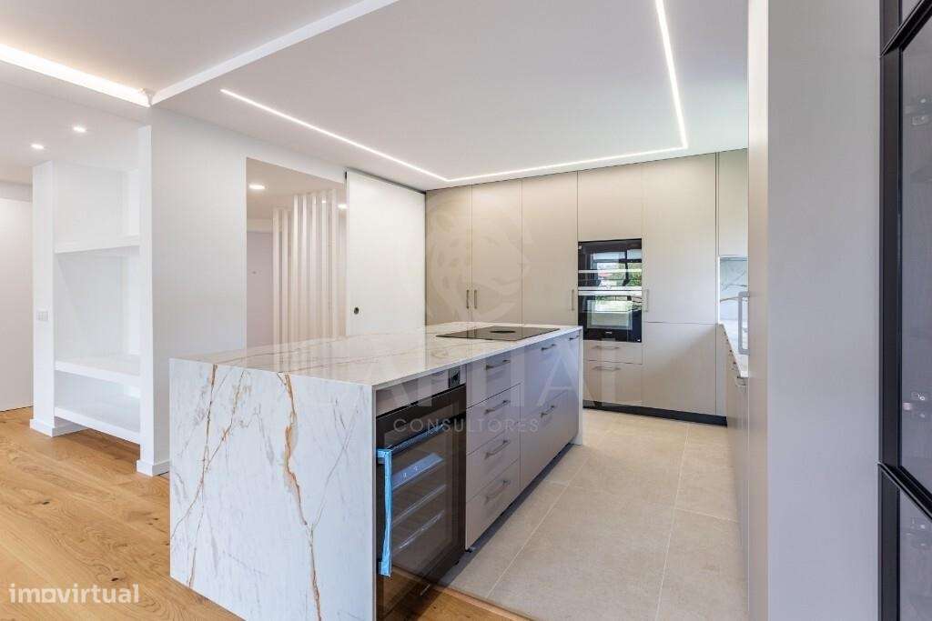 Apartamento T5 Duplex Exclusivo em Primeira Linha de Mar-9