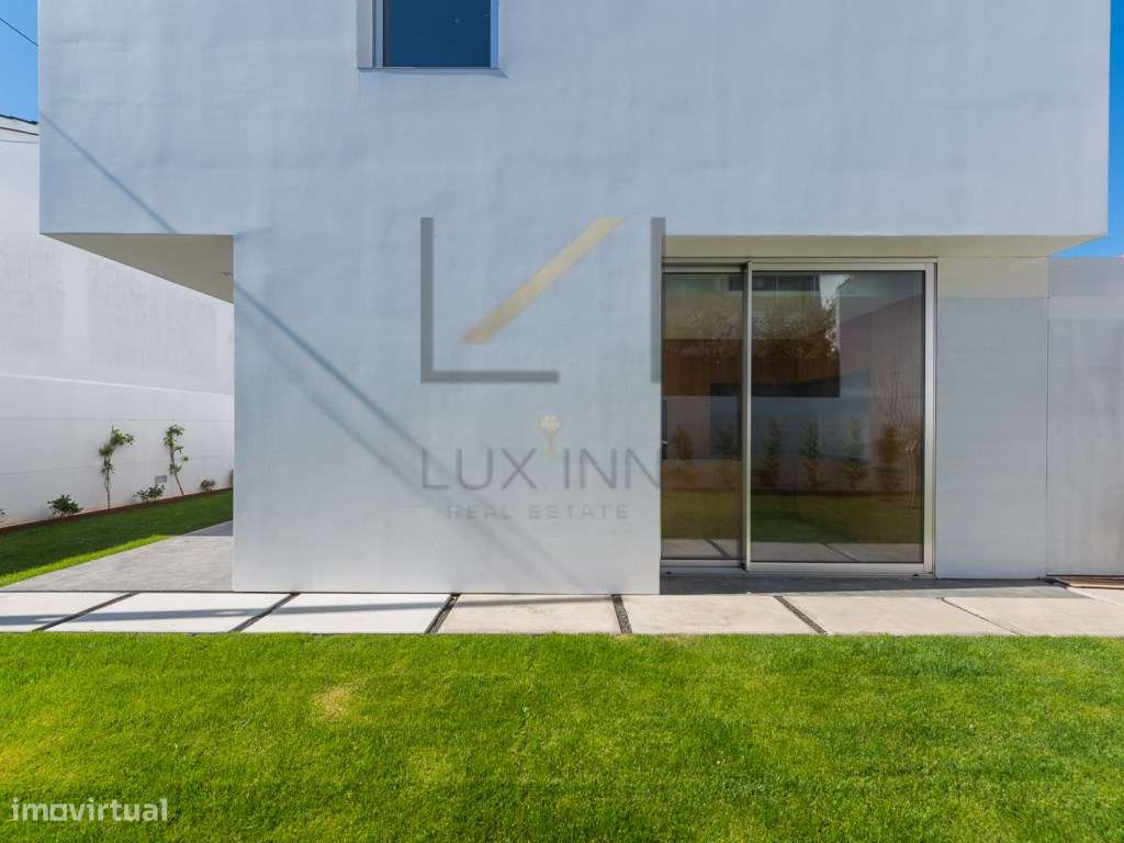 Moradia T4 em São Domingos de Rana-22