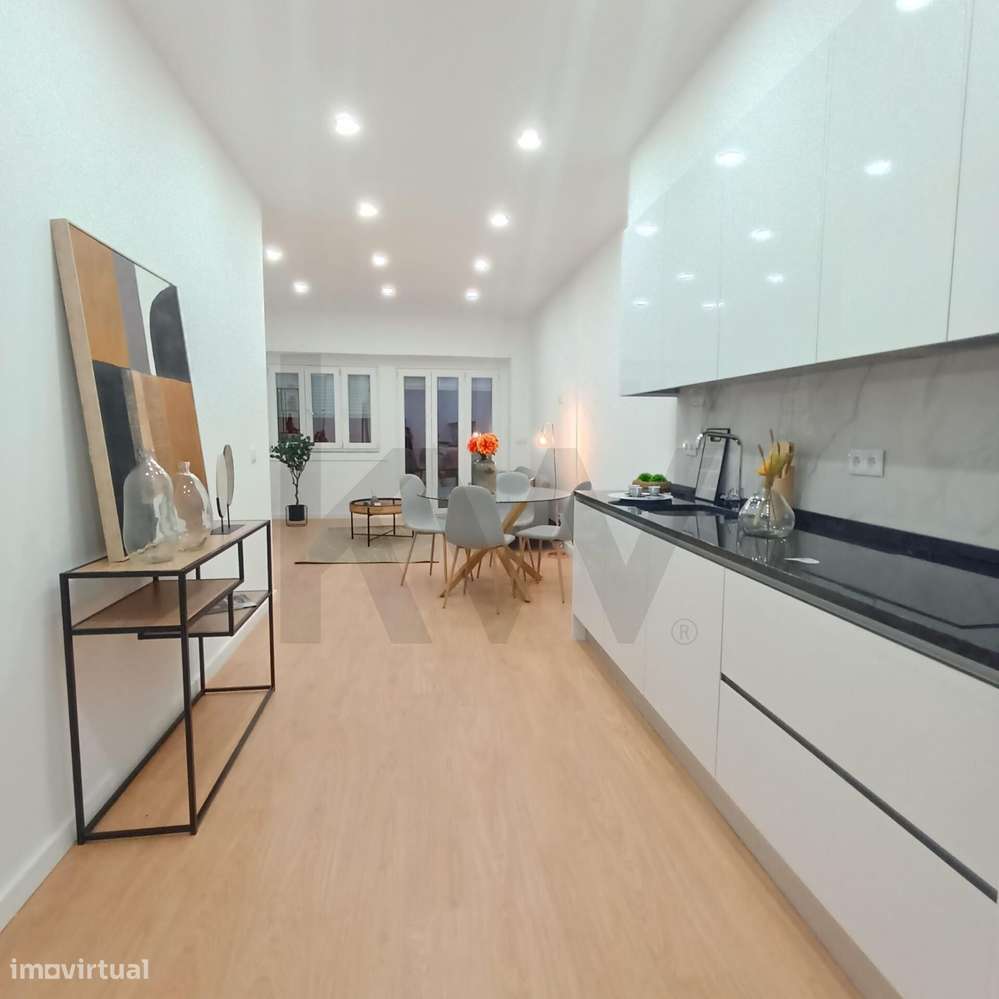 T3 Remodelado com Vista de Rio - Grande imagem: 2/17