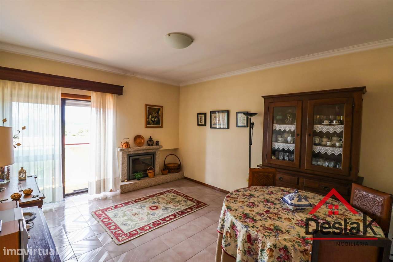 Apartamento T2 Venda em Rio de Loba,Viseu - Grande imagem: 2/13