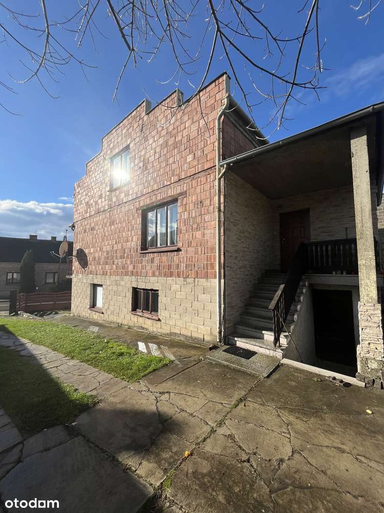 Dom wolnostojący , duża działka-17