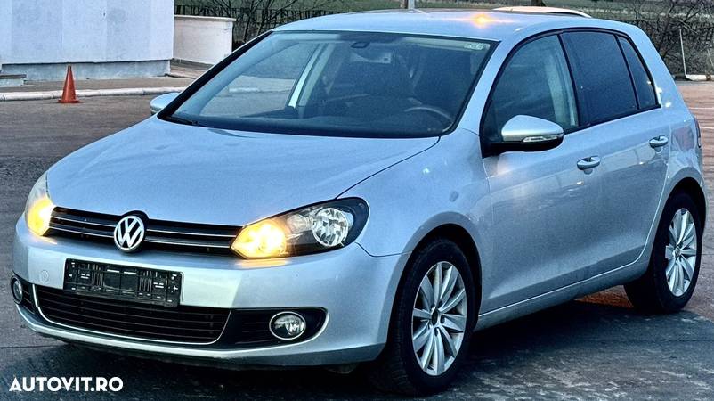 Volkswagen Golf - 2