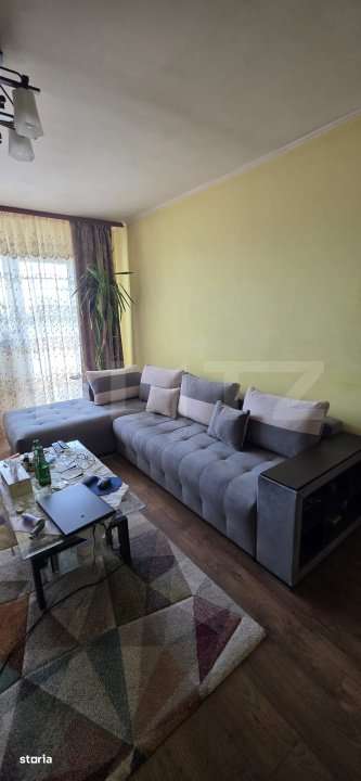 Apartament de vanzare, cu 4 camere, 4 balcoane, 75 mp, zona Blv Bucure - Imagine principală: 2/19