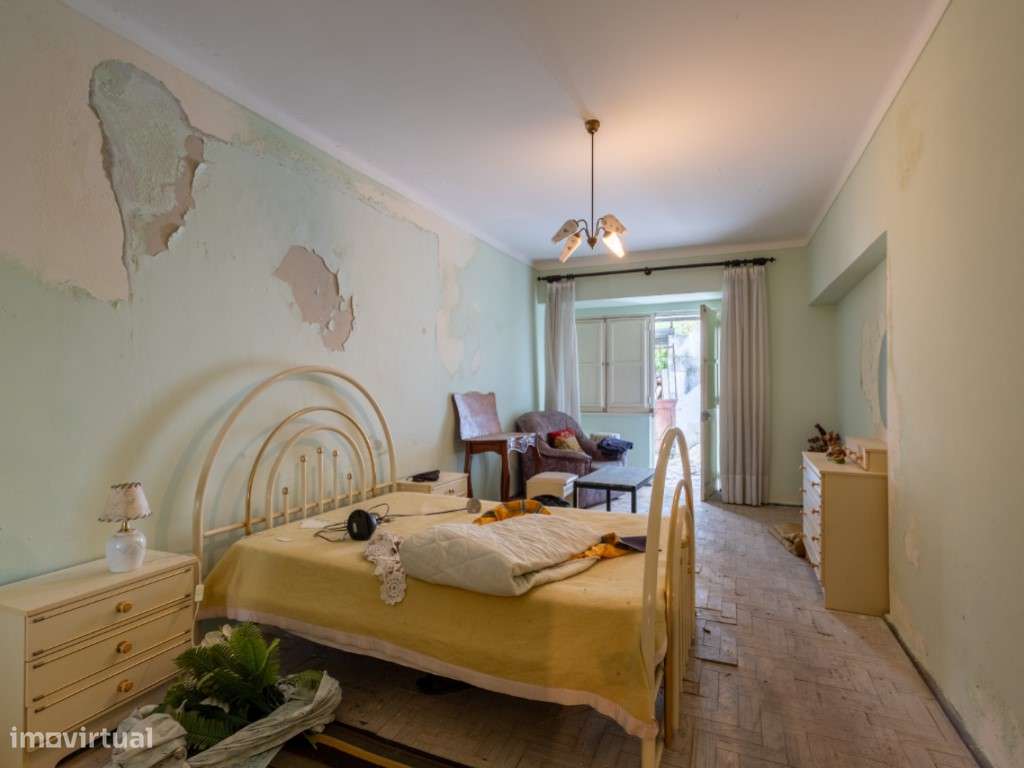 No Coração de Abrantes, possibilidade 4 apartamentos-12