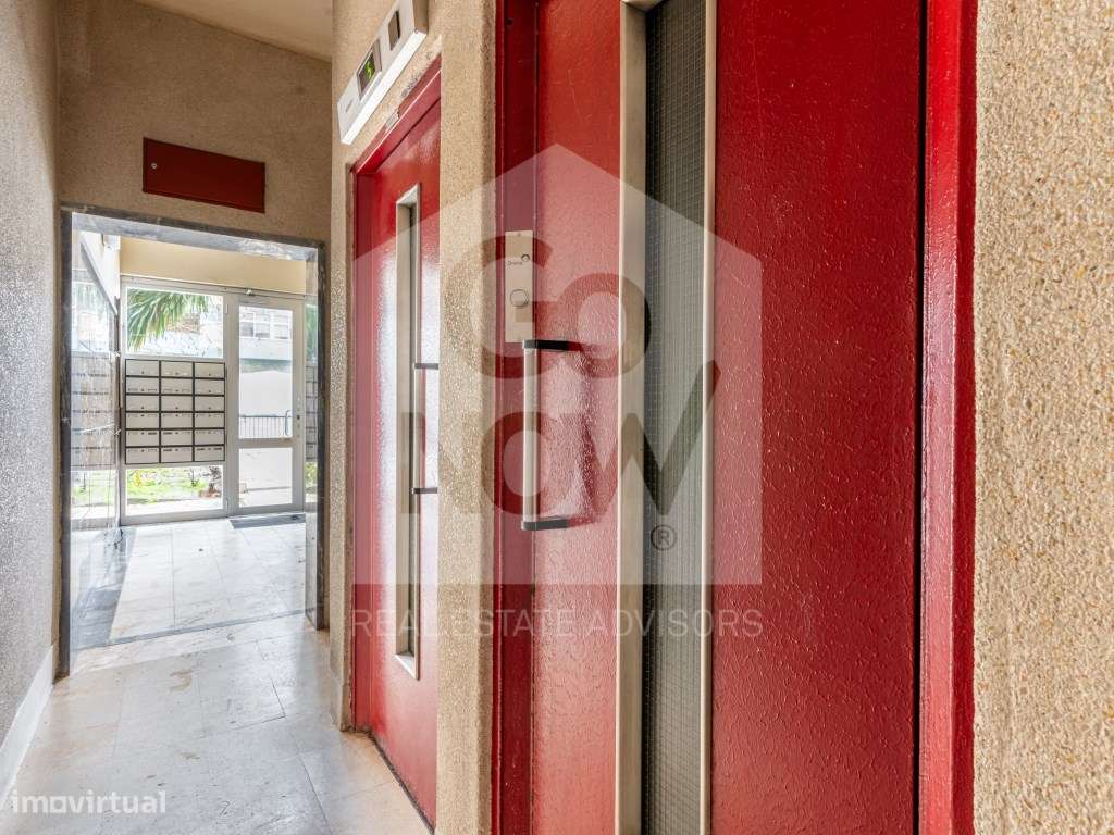 T3 Luminoso com Open Space - Lumiar (Rua Quinta das Lavadeiras)-19