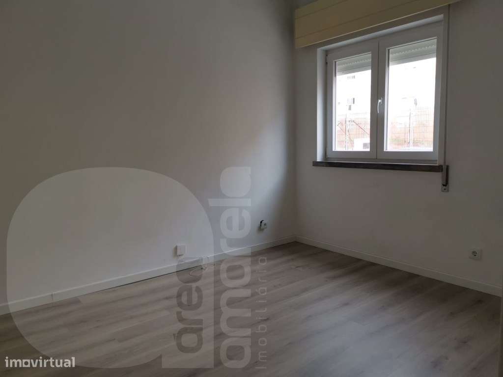 Apartamento T1 totalmente remodelado no Miratejo, Corroios-16