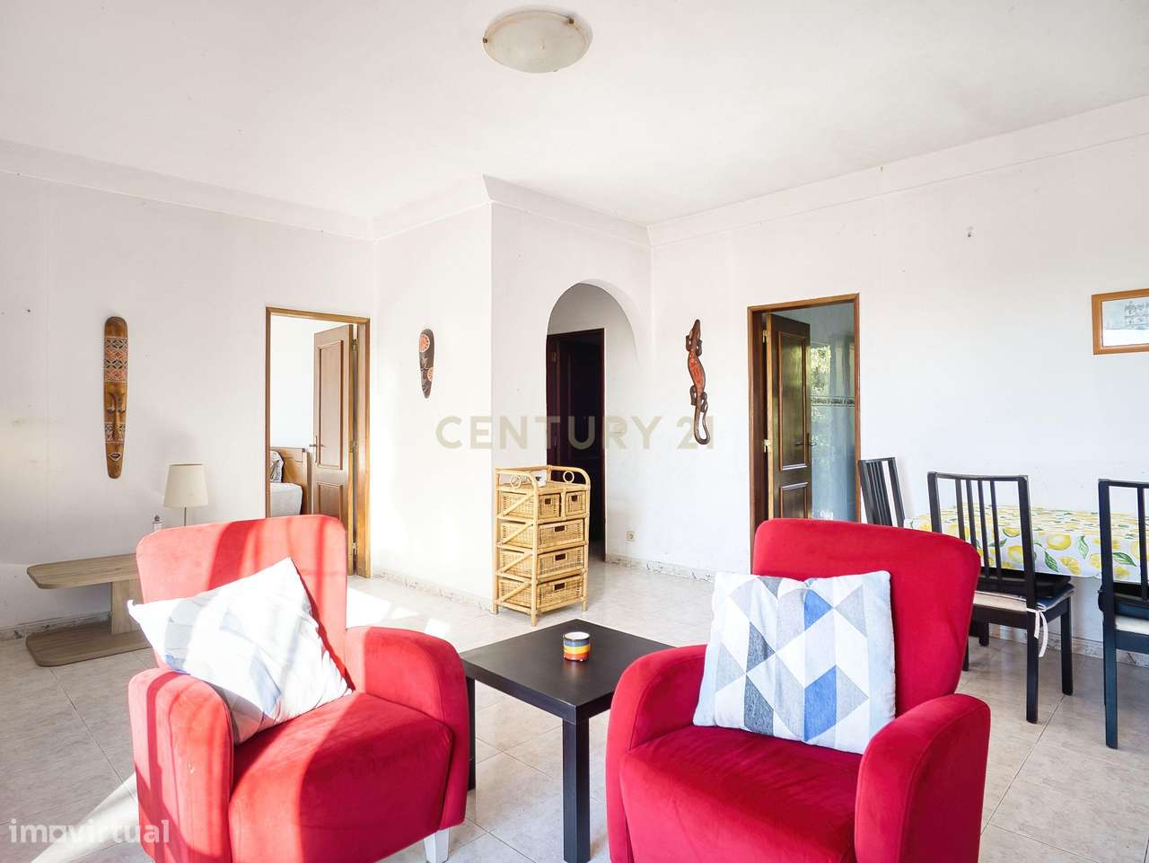 Casa com charme, vista mar e muito potencial-12