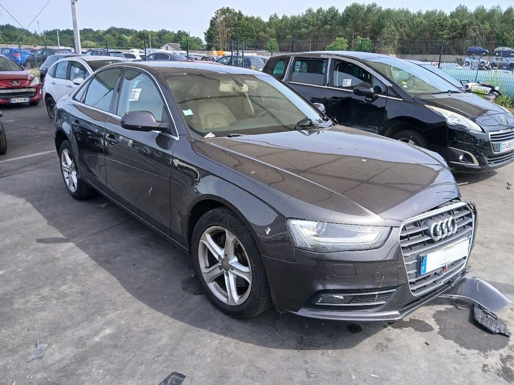 Audi A4 B8 (2007-2015) 2.0 TDI DPF multitronic Attraction 2013