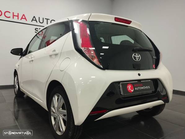 Toyota Aygo 1.0 X-Play - 6