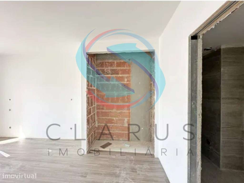 Apartamento T2 em Santa Marta do Pinhal-7