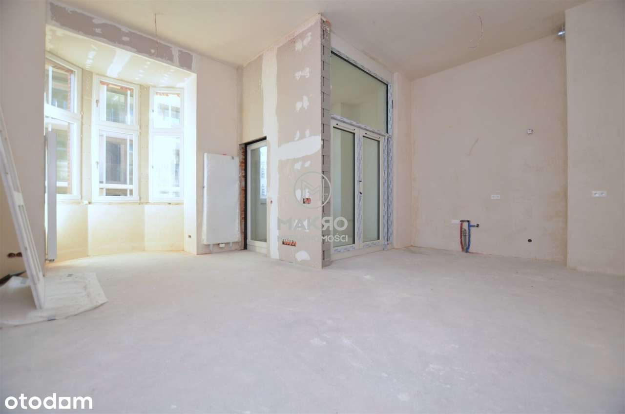 Zabytkowy Wyjątkowy Budynek Po Rewitalizacji-1