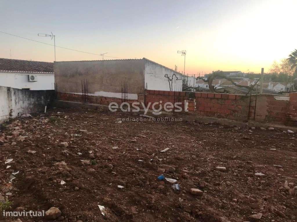 Moradia para recuperar no centro de Salvada com 356 m2 - Grande imagem: 4/12