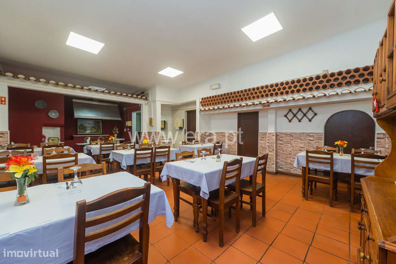 Trespasse - Restaurante / Café em Odivelas-25