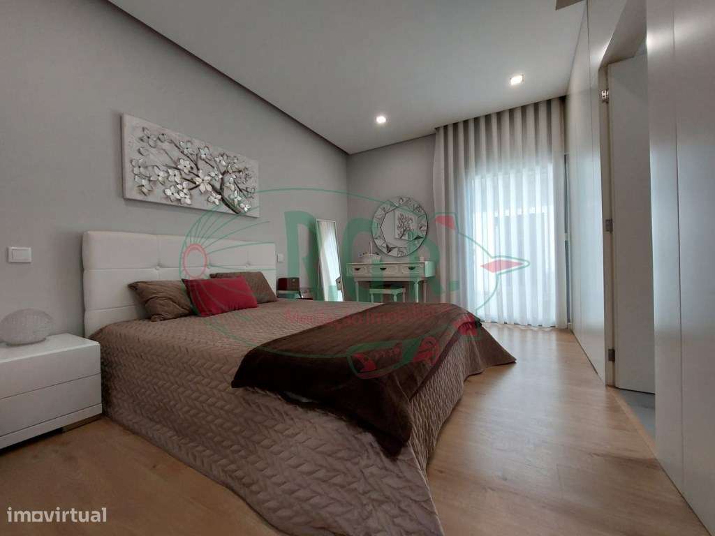 Moradia T3+1 Térrea | São Cosme | 10 min Porto-30