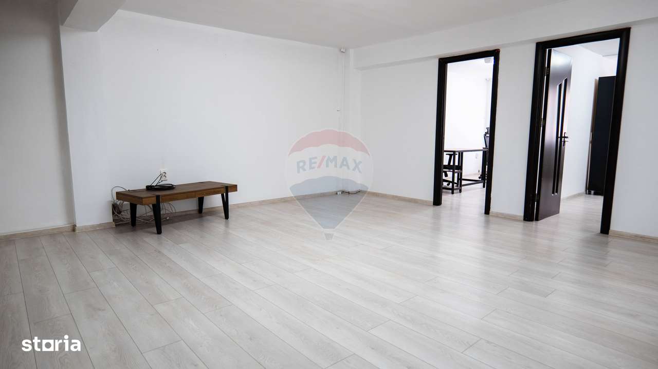 VILĂ MIXTĂ DE VÂNZARE – STRADA 1 DECEMBRIE 1918 - Imagine principală: 1/20