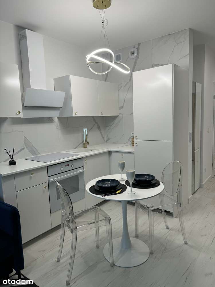 Piękny Apartament 34 m2 ST 55 Szklane Tarasy Widok Premium - Pełny obrazek: 4/16