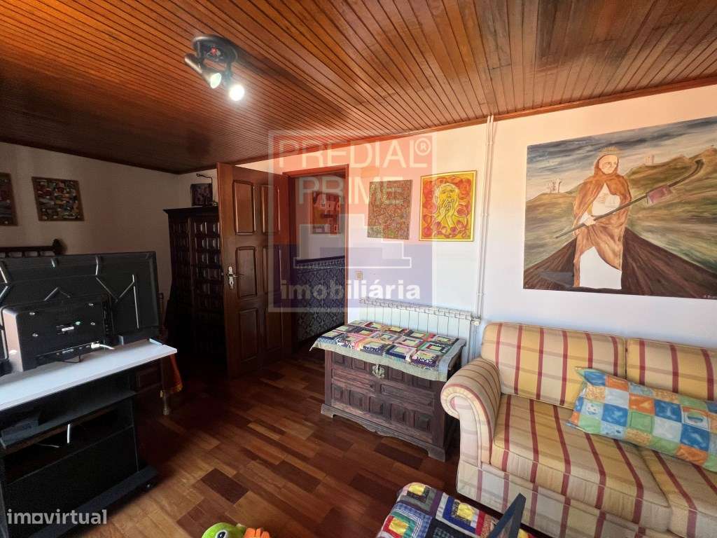 MORADIA À VENDA EM VOUZELA - VISEU-37