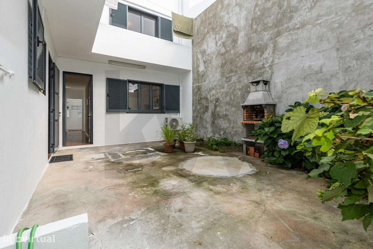 Moradia V4 no Centro Histórico de Ponta Delgada - Grande imagem: 4/36