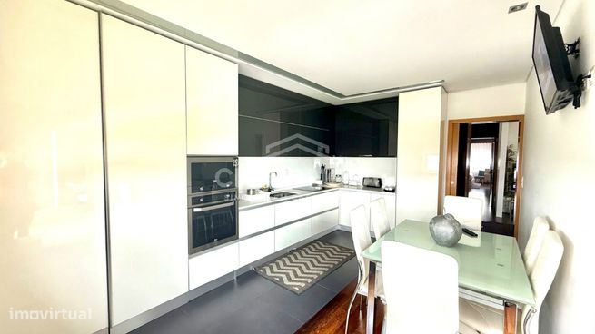 Apartamento T3 nas Varandas do Castelo - Santa Maria da Feira-7