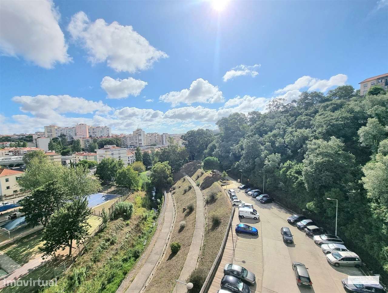 T2 espaçoso, pronto a habitar, com vistas desafogadas na Quinta da Bar-22