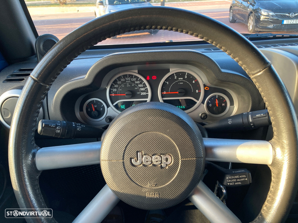 Jeep Wrangler Unlimited 2.8 CRD MTX Sahara - 6