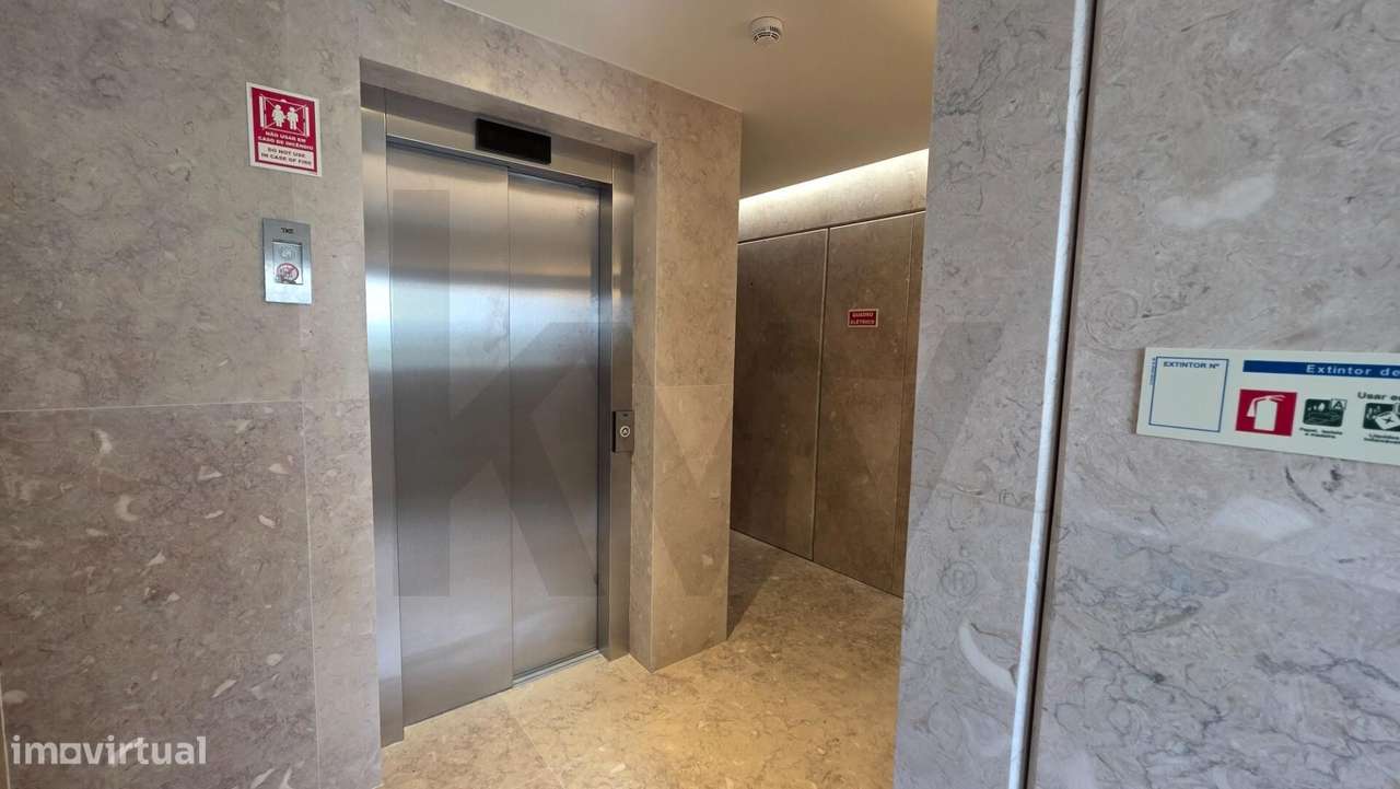 T2 Novo de Luxo na Estrela (110 m2) | 1 Por Piso-15