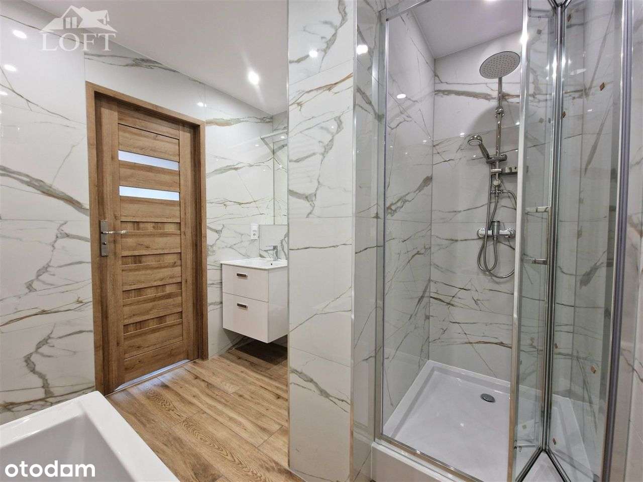 Po kapitalnym remoncie z zabudową kuchenną-6