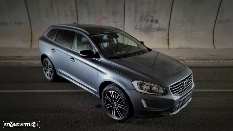 Volvo XC 60 2.0 D3 Momentum Geartronic - 22