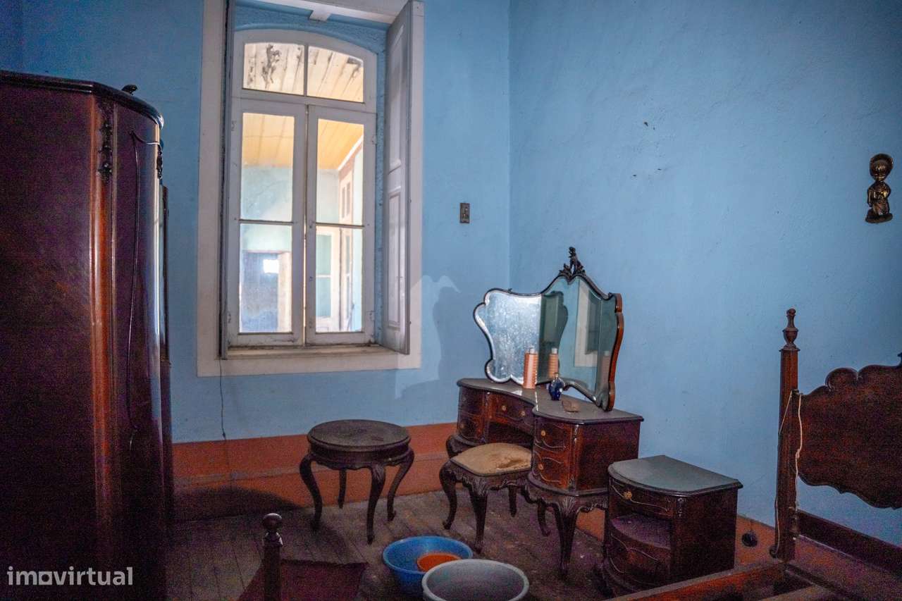 Imóvel com carácter e muito potencial de valorização.-10